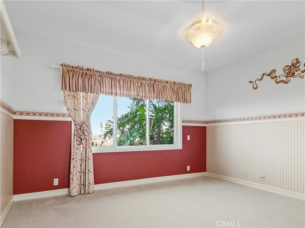 Quest Room - 32042 Isle Vista, Laguna Niguel CA 92677 - photo 16