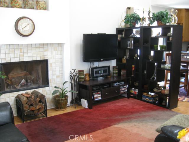 Livingroom with Fireplace. - 35 Grenada Street 149, Laguna Niguel CA 92677 - photo 1