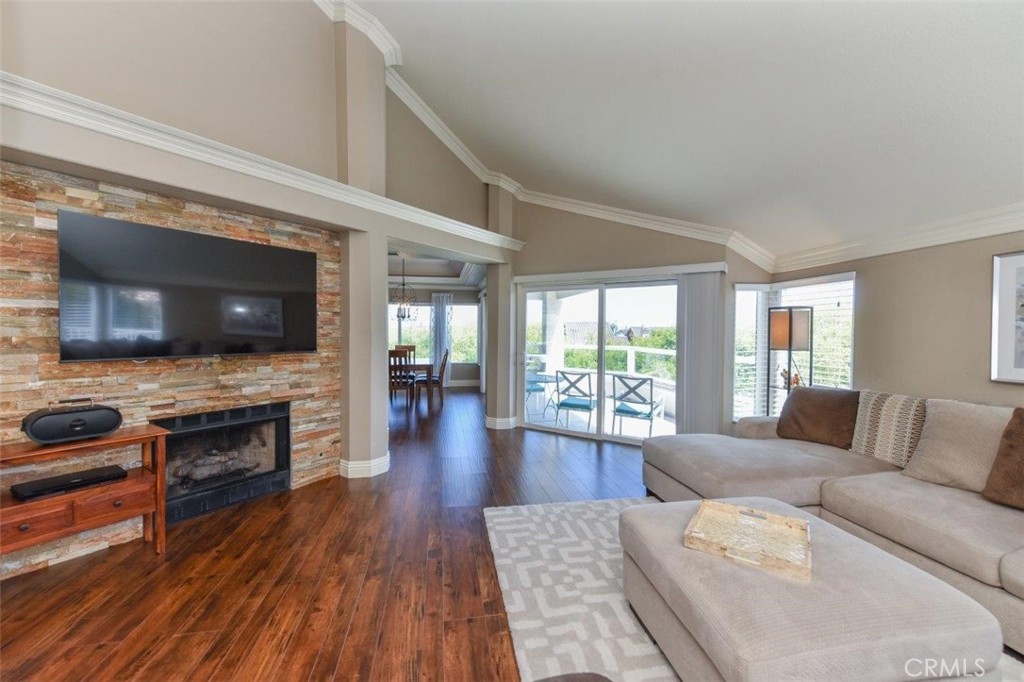 38 Toulon, Laguna Niguel CA 92677 - photo 2