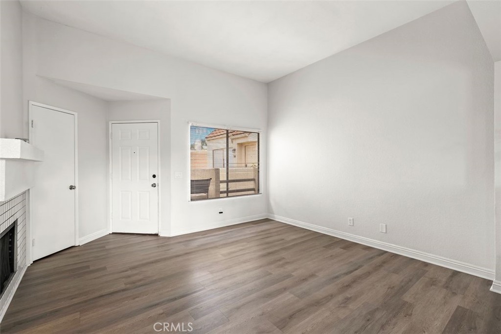 Living room - 39 Martinique Street 273, Laguna Niguel CA 92677 - photo 12