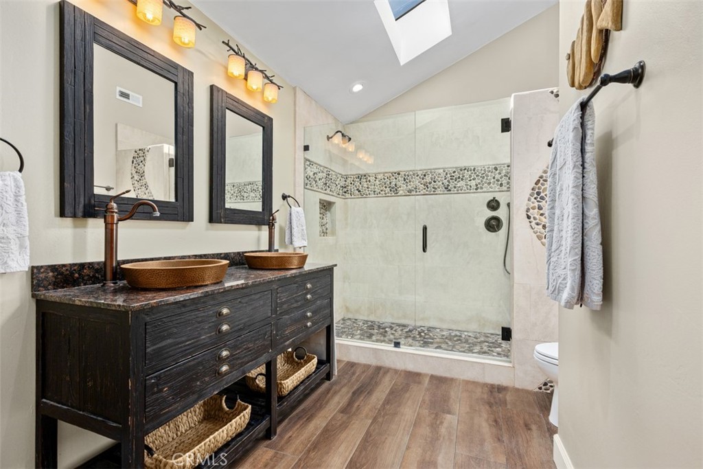 Primary Bathroom - 40 Saint Croix, Laguna Niguel CA 92677 - photo 17