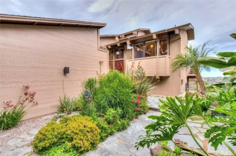 75 Woodhaven, Laguna Niguel, CA 92677