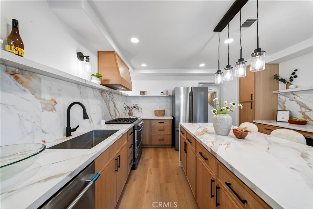 Kitchen - 8 Chamonix, Laguna Niguel CA 92677 - photo 13