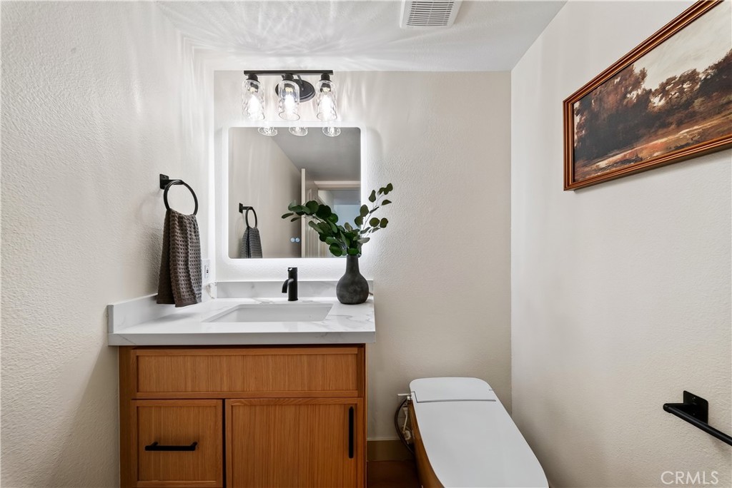 Powder Room - 8 Chamonix, Laguna Niguel CA 92677 - photo 19