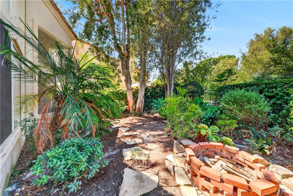 Backyard - 8 Chamonix, Laguna Niguel CA 92677 - photo 36