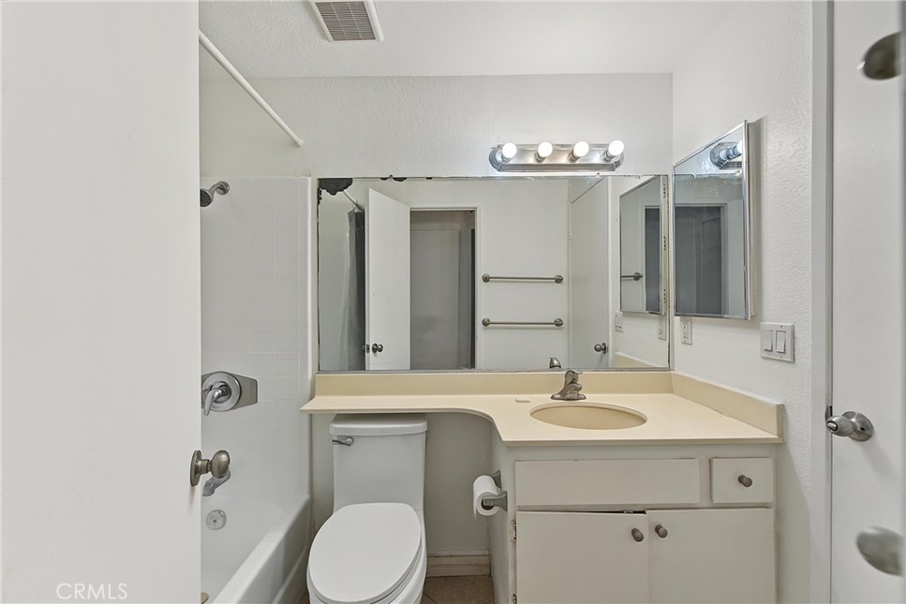 82 Largo, Laguna Niguel CA 92677 - photo 37