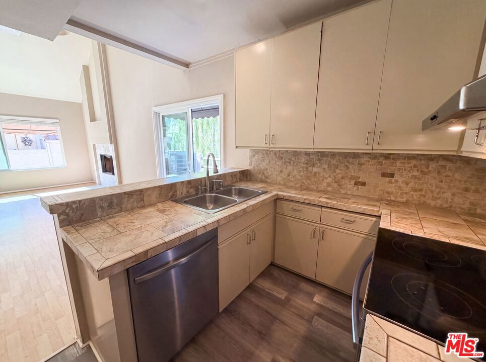 Virtually Staged - 87 Pearl, Laguna Niguel CA 92677 - photo 2