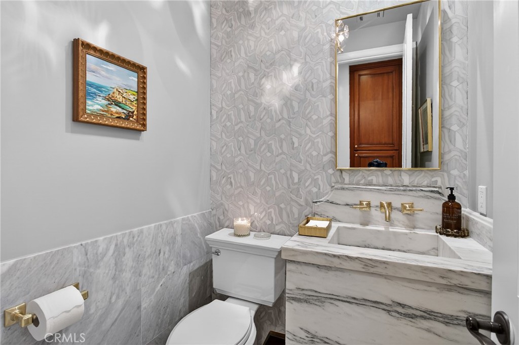 Gorgeous stone - 9 Gray Stone Way, Laguna Niguel CA 92677 - photo 26