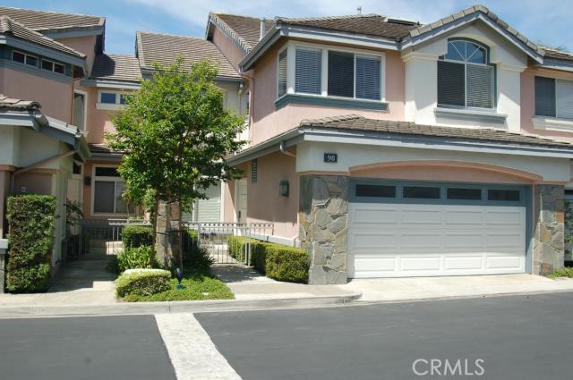 front view - 98 Stoney Pointe, Laguna Niguel CA 92677 - photo 1