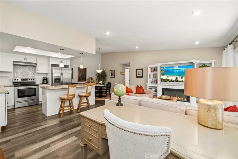1 Via Castilla Q, Laguna Woods, CA 92637