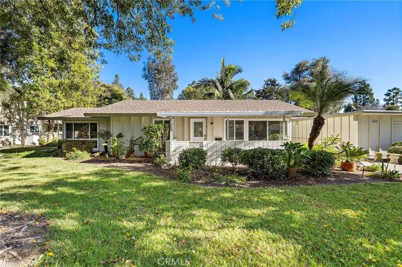 105 Via Estrada A, Laguna Woods, CA 92637