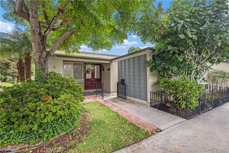 111 Via Estrada D, Laguna Woods, CA 92637