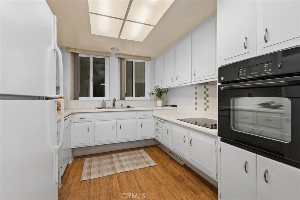 124 Via Estrada E, Laguna Woods CA 92637 - photo 13