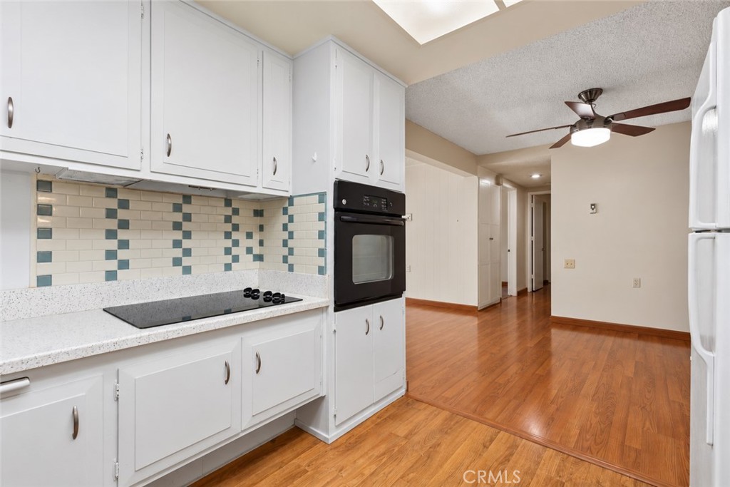 124 Via Estrada E, Laguna Woods CA 92637 - photo 15
