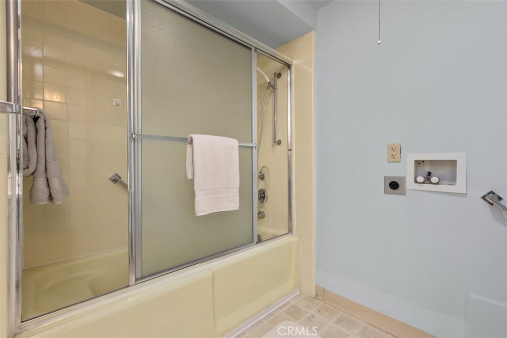 124 Via Estrada E, Laguna Woods CA 92637 - photo 25
