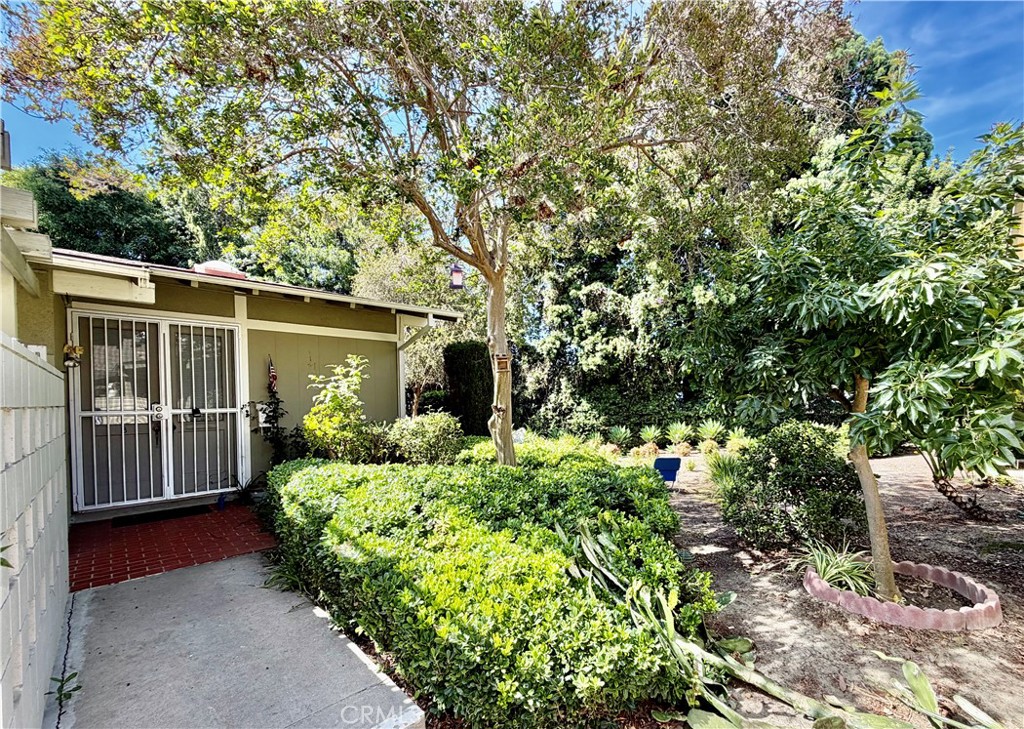 132 Avenida Majorca #B, Laguna Woods CA 92637 - photo 1