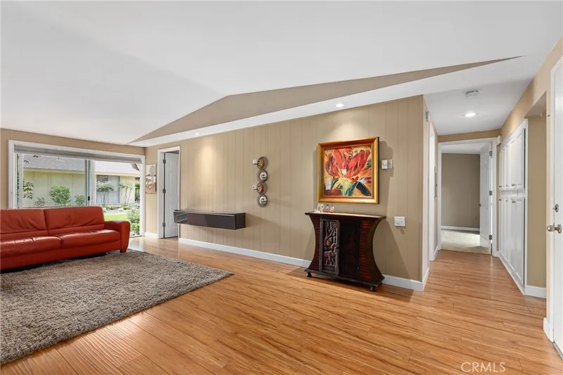 141 Avenida Majorca B, Laguna Woods, CA 92637