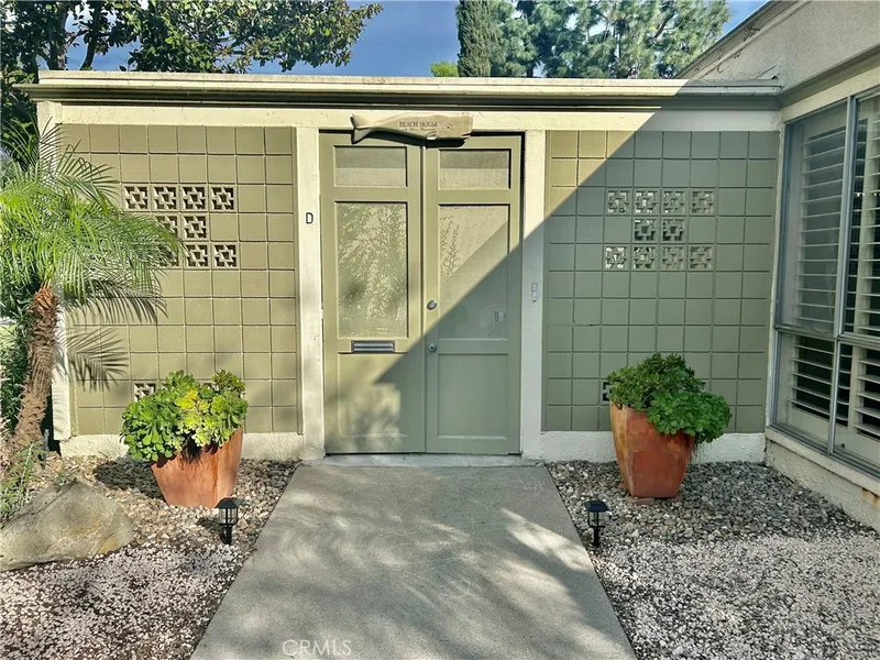 170 Avenida Majorca D, Laguna Woods, CA 92637