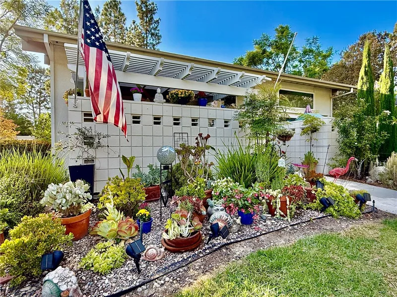 199 Avenida Majorca C, Laguna Woods, CA 92637