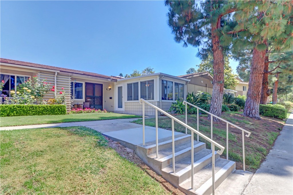 2 Via Castilla F, Laguna Woods CA 92637 - photo 1