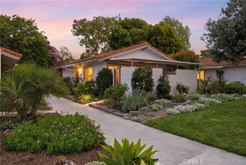 Lovely San Sebastian End Unit - 2024 Via Mariposa East A, Laguna Woods CA 92637 - photo 1