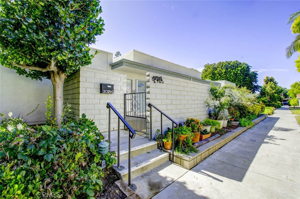 2025 E Via Mariposa G, Laguna Woods CA 92637 - photo 4