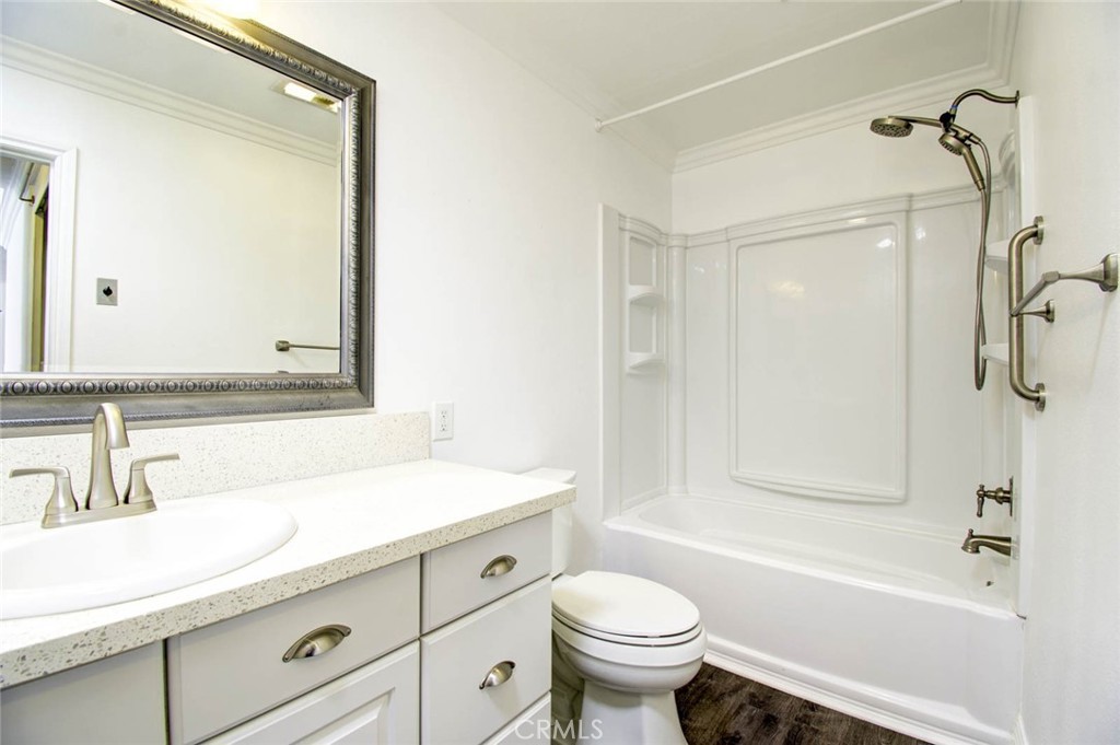 2025 E Via Mariposa G, Laguna Woods CA 92637 - photo 19