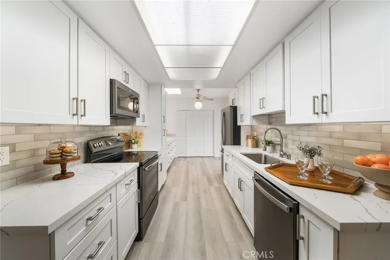 2026 Via Mariposa C, Laguna Woods