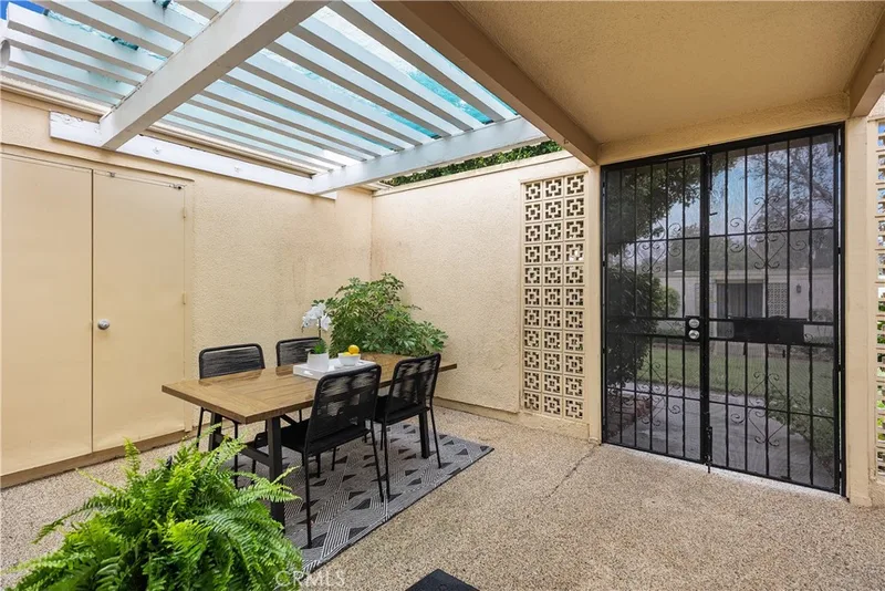 205 Avenida Majorca A, Laguna Woods, CA 92637