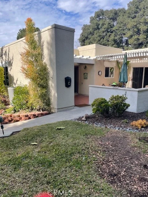 2051 Via Mariposa E C, Laguna Woods, CA 92637