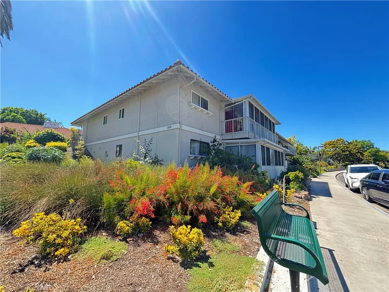 2070 Via Mariposa E B, Laguna Woods, CA 92637