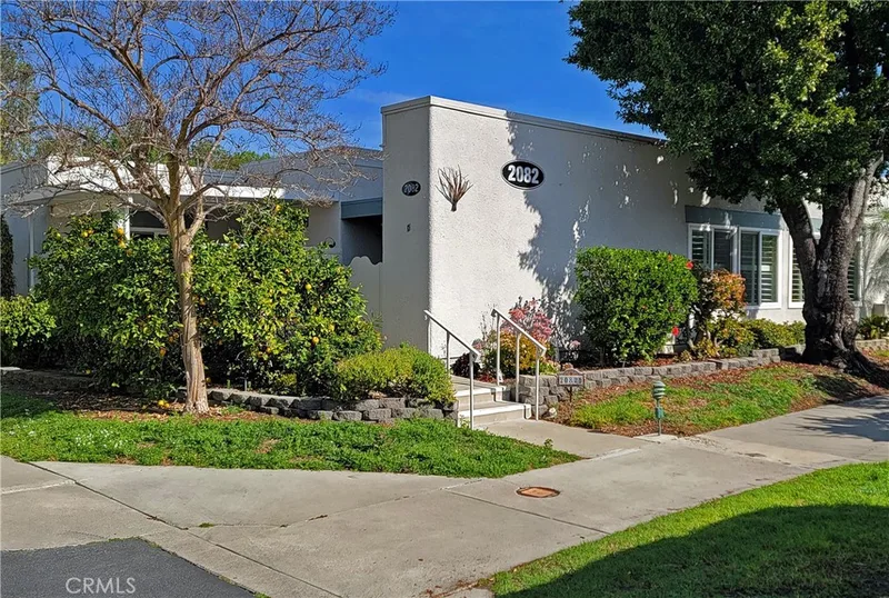 2082 Ronda Granada Unit D D, Laguna Woods, CA 92637