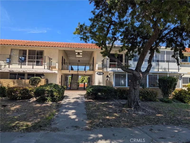 2118 Via Puerta B, Laguna Woods, CA 92637
