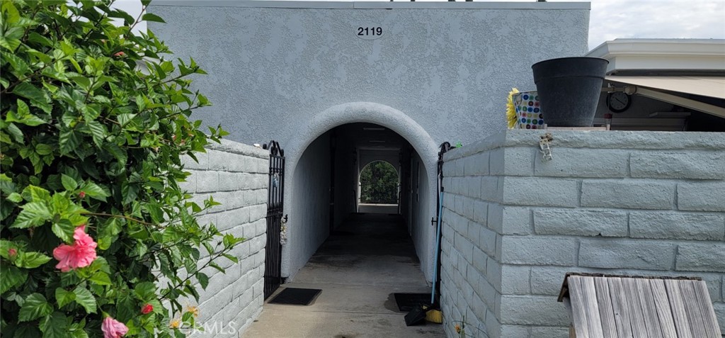 ENTRY - 2119 VIA PUERTA P, Laguna Woods CA 92637 - photo 1
