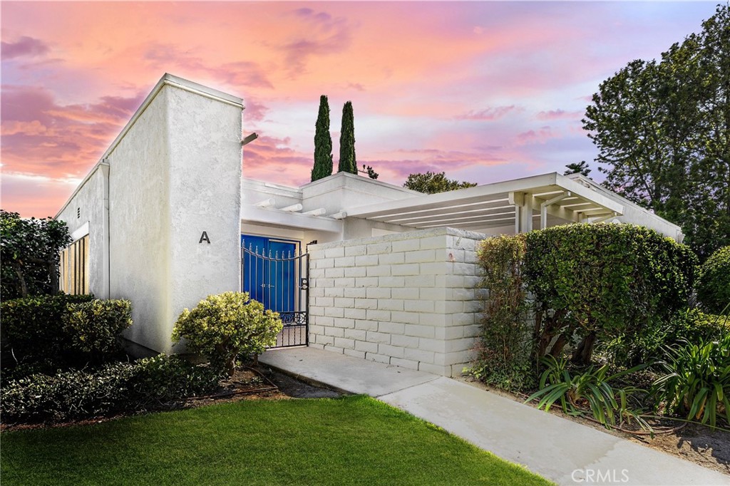 2133 A Via Puerta, Laguna Woods CA 92637 - photo 1