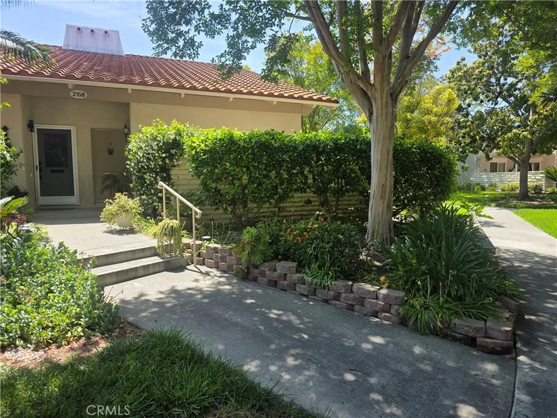 2158 Via Mariposa E B, Laguna Woods
