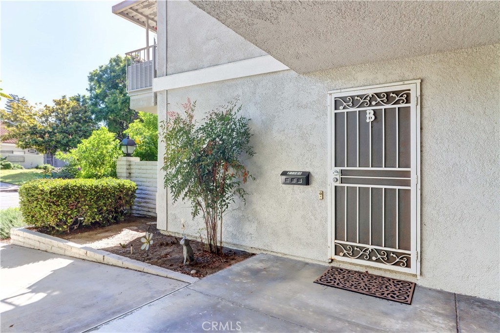 2190 Via Mariposa B, Laguna Woods CA 92637 - photo 28