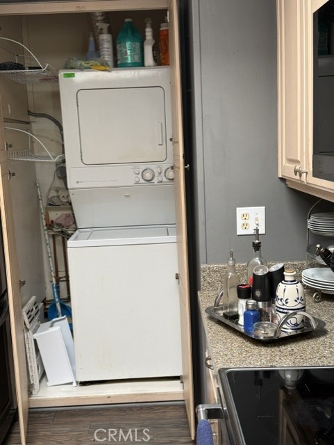 Washer and Dryer - 2192 Via Mariposa E H, Laguna Woods CA 92637 - photo 5