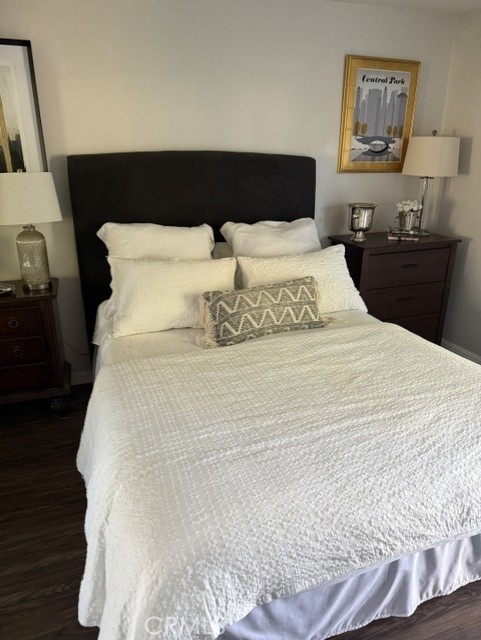 Primary Bedroom with Queen Bed - 2192 Via Mariposa E H, Laguna Woods CA 92637 - photo 8