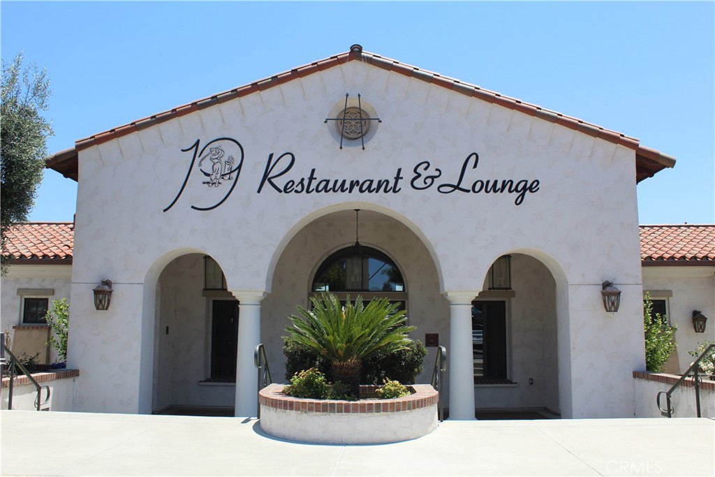 19th Hole Restaurant and Bar - 2192 Via Mariposa E H, Laguna Woods CA 92637 - photo 13