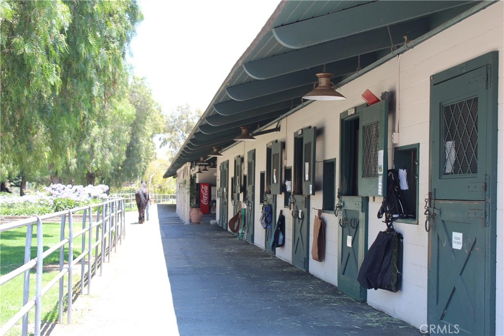 Horse Stables - 2192 Via Mariposa E H, Laguna Woods CA 92637 - photo 22