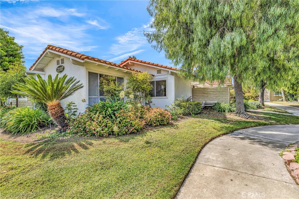 2197 Via Mariposa E B, Laguna Woods CA 92637 - photo 1