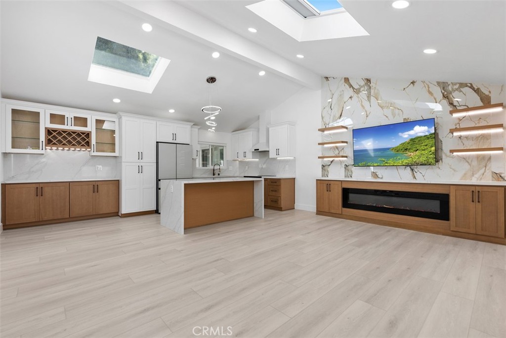 2197 Via Mariposa East B, Laguna Woods CA 92637 - photo 11