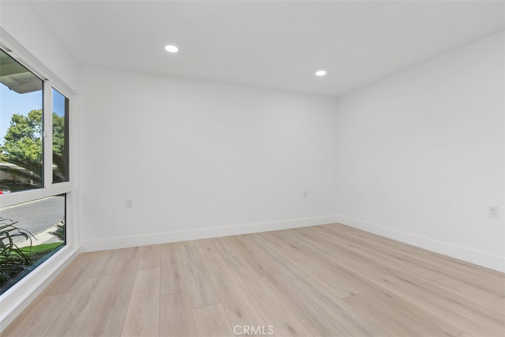 2197 Via Mariposa East B, Laguna Woods CA 92637 - photo 32