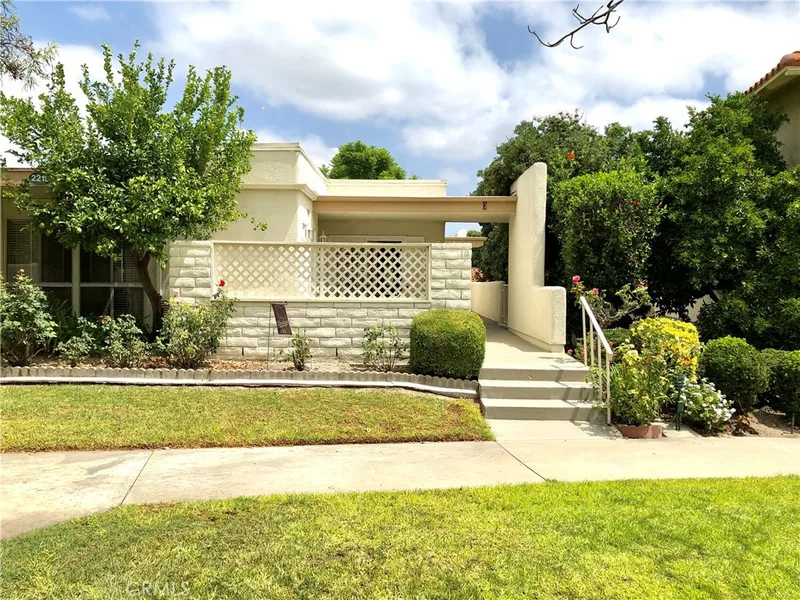 2210 VIA MARIPOSA E D, Laguna Woods, CA 92637