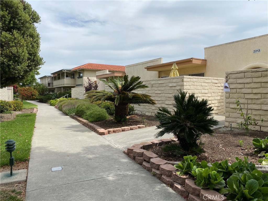 2213 Via Mariposa East B, Laguna Woods CA 92637 - photo 1