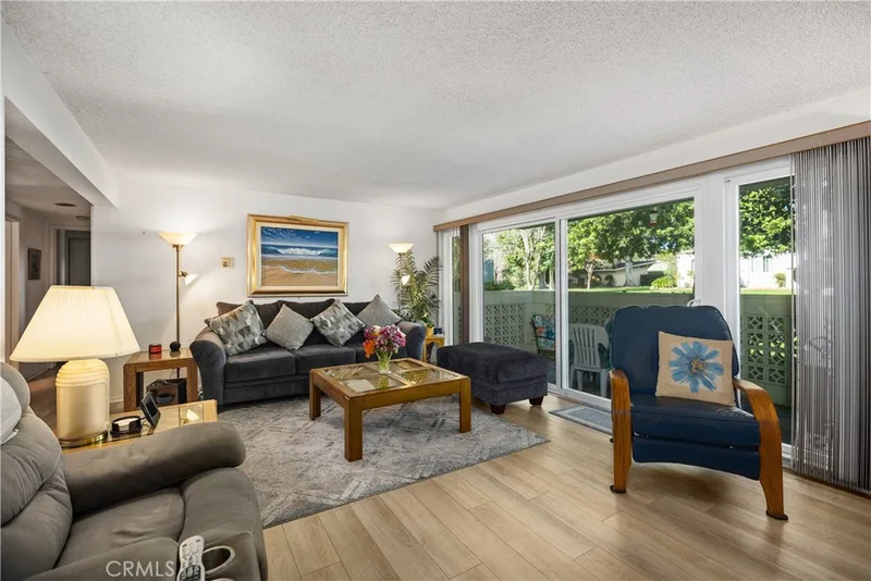 224 Avenida Majorca B, Laguna Woods, CA 92637