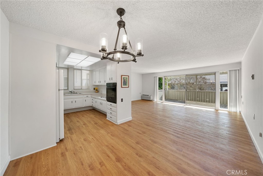The full size dining room lets your home be the destination of choice for the Holidays! - 225 Avenida Majorca N, Laguna Woods CA 92637 - photo 7