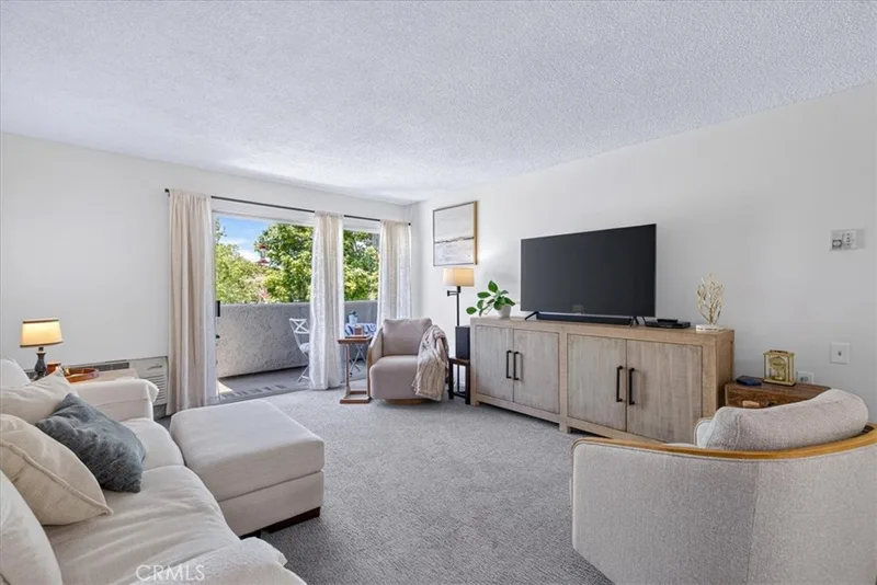 2257 Via Puerta P, Laguna Woods