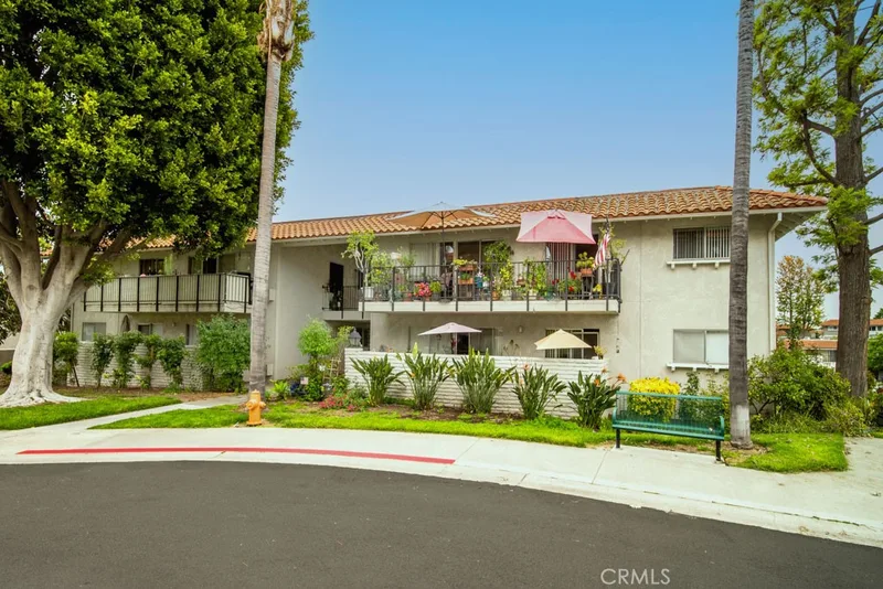 2266 Via Puerta N, Laguna Woods, CA 92637